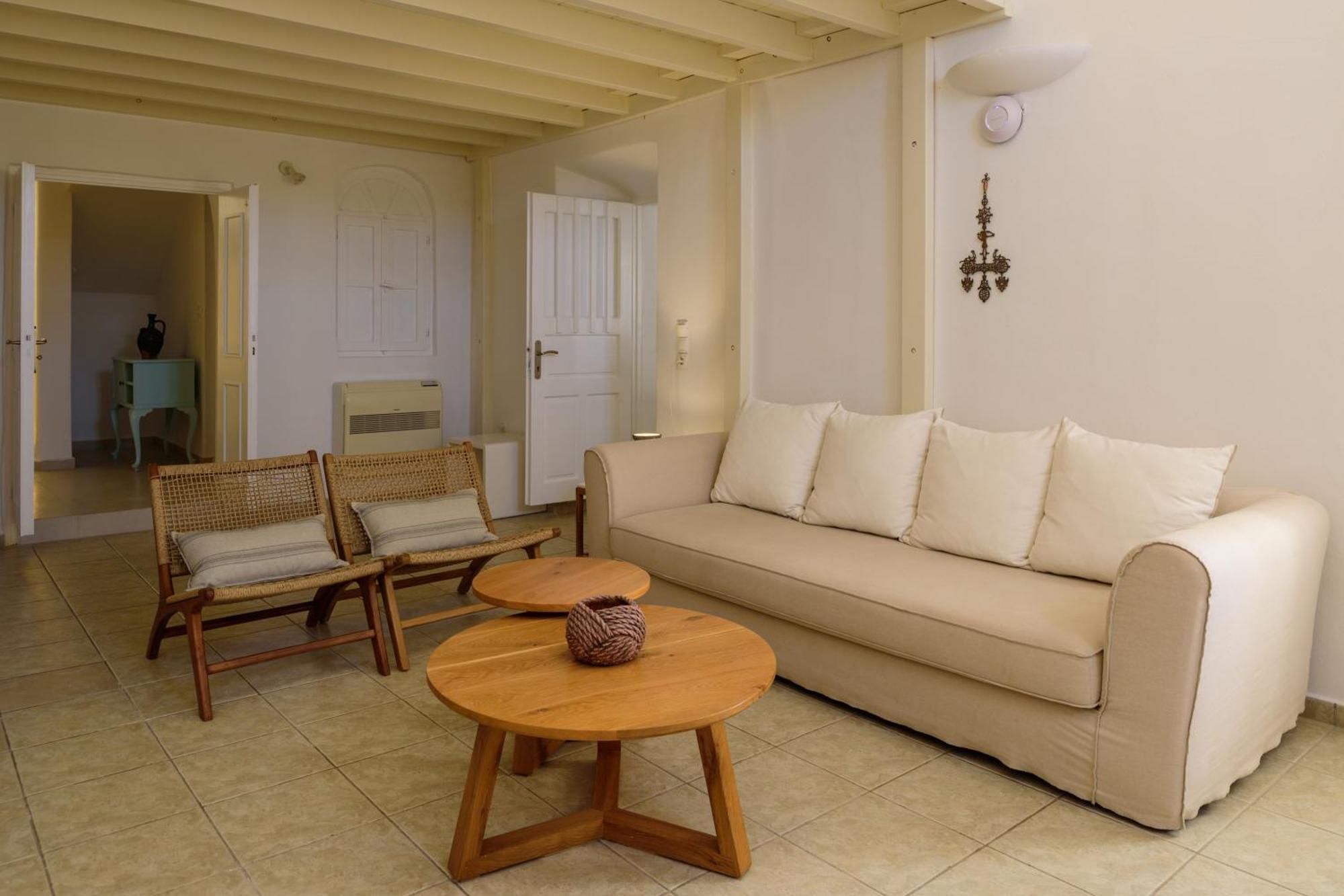 Revelis Villa & Canava Fira  Bagian luar foto